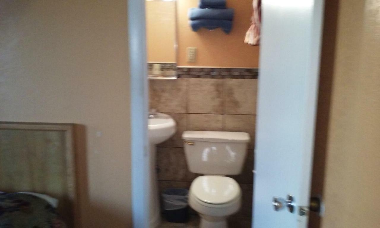 Riverside Motel Fultonville Εξωτερικό φωτογραφία